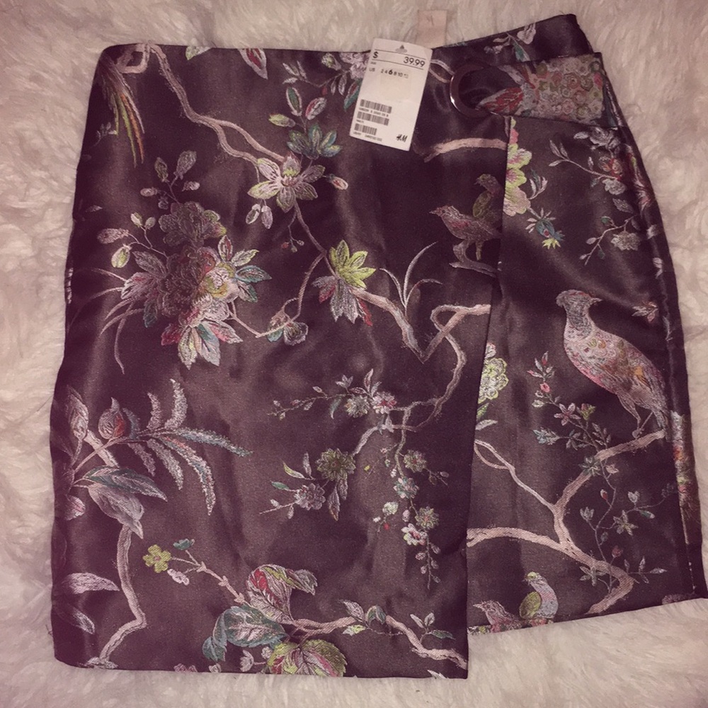 Skirt!